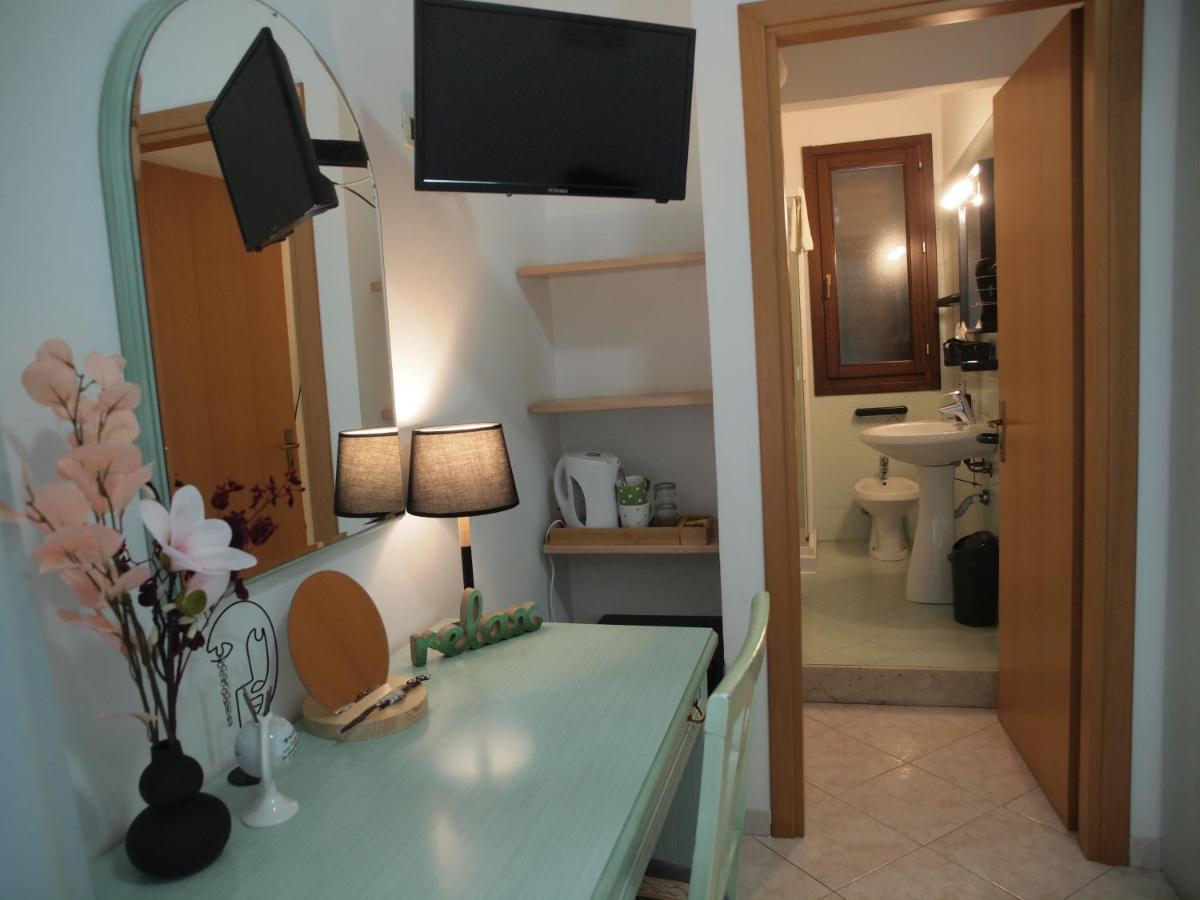 Locanda Lighea Rooms 산비토로카포 외부 사진