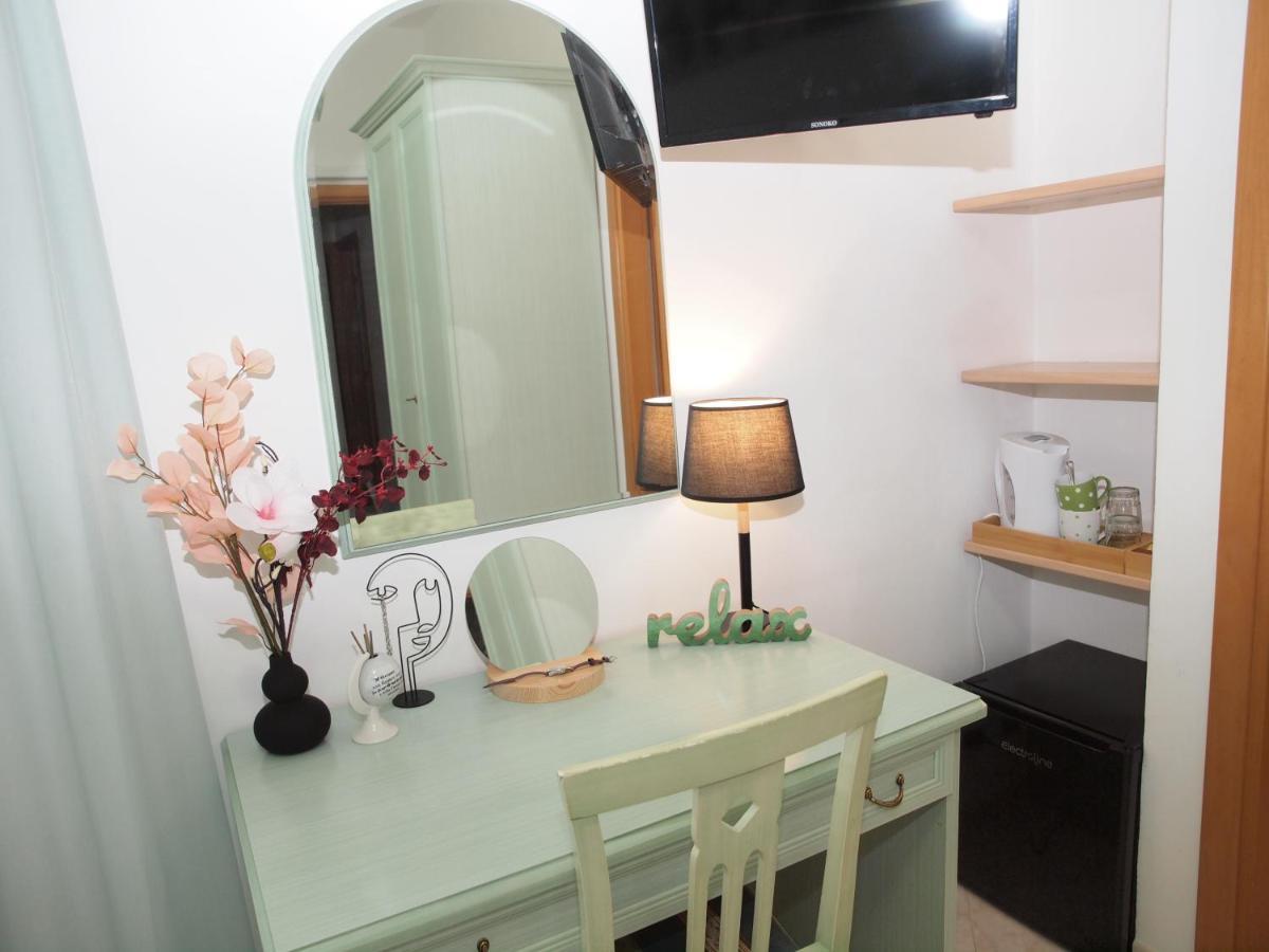 Locanda Lighea Rooms 산비토로카포 외부 사진