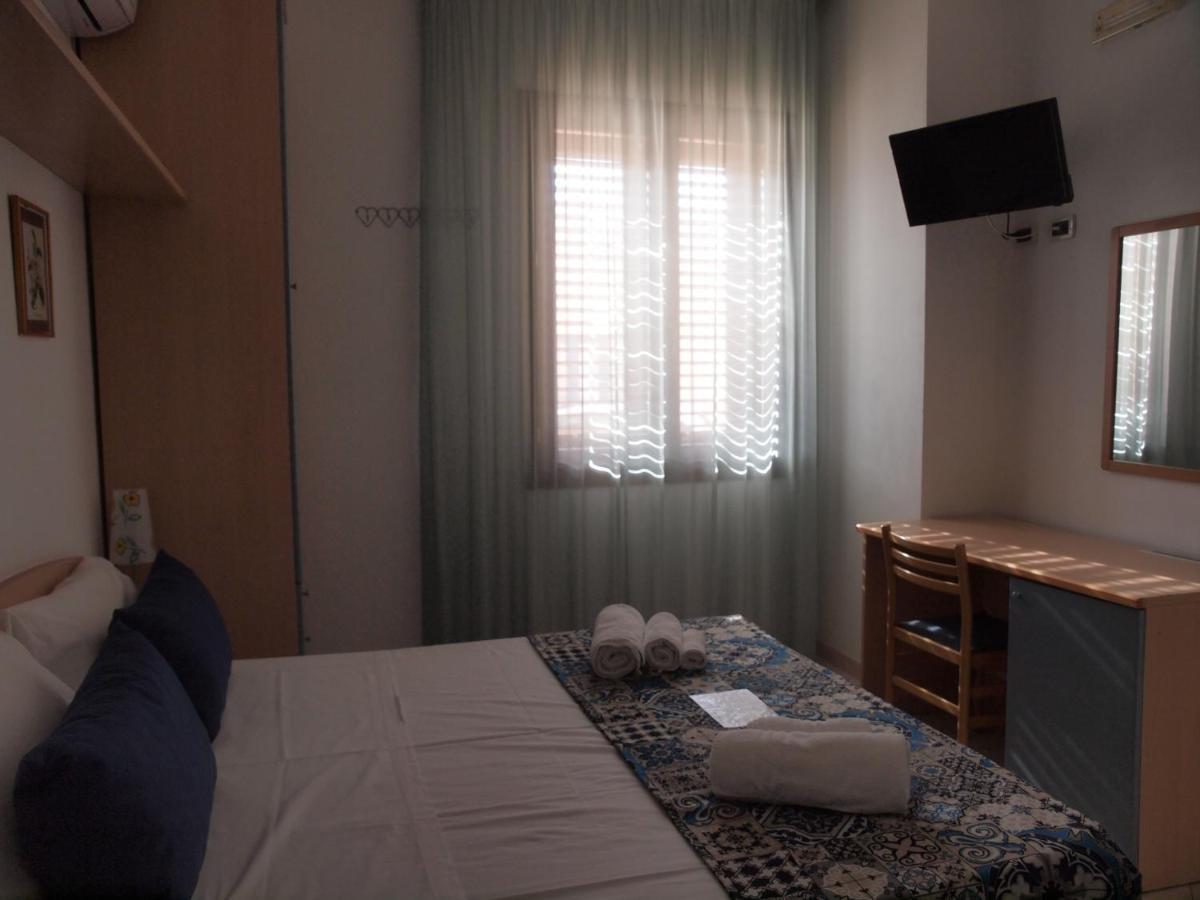 Locanda Lighea Rooms 산비토로카포 외부 사진