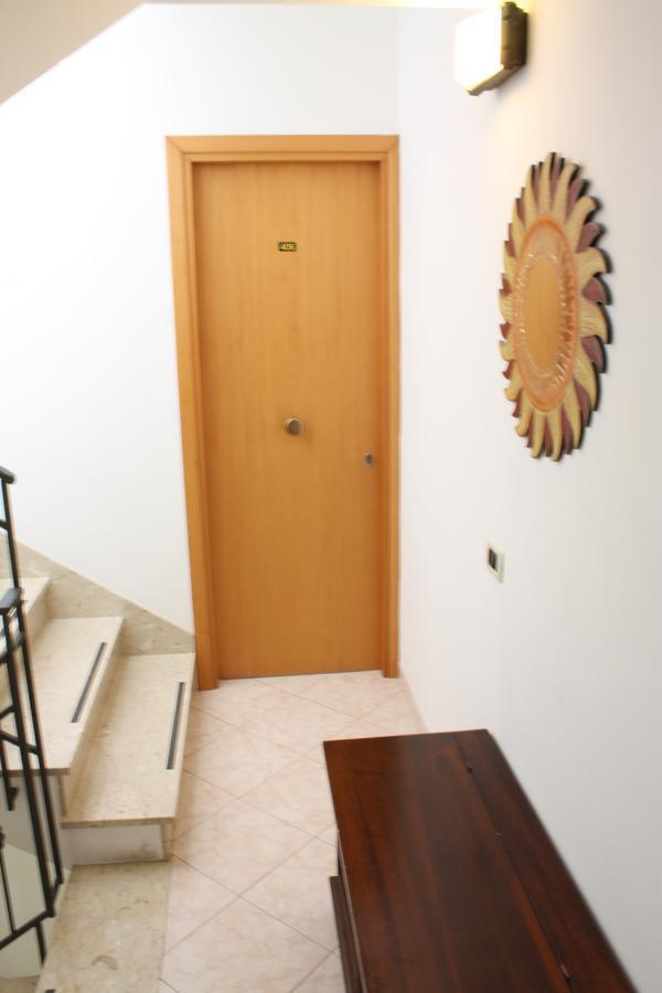 Locanda Lighea Rooms 산비토로카포 외부 사진