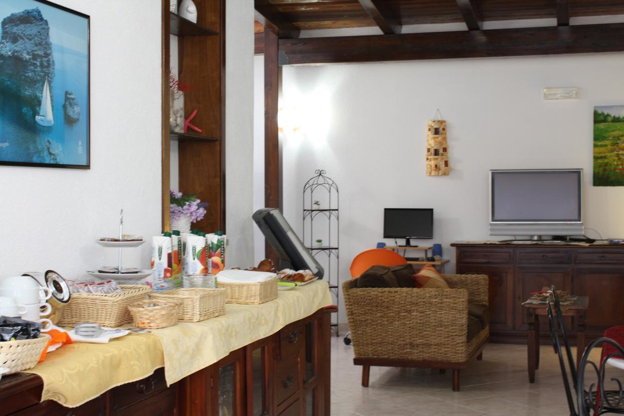 Locanda Lighea Rooms 산비토로카포 외부 사진