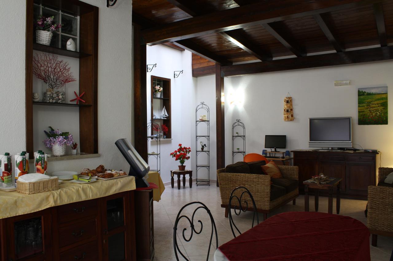 Locanda Lighea Rooms 산비토로카포 외부 사진