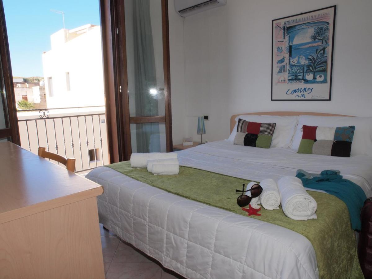 Locanda Lighea Rooms 산비토로카포 외부 사진